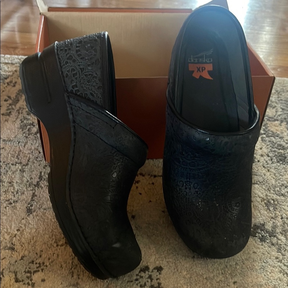 Dansko XP Black womens shoes